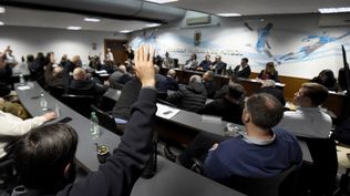 La AUF confirmó los cambios que realizó al pliego de la licitación de los derechos de TV del fútbol uruguayo para el período 2026-2029 La AUF confirmó los cambios que realizó al pliego de la licitación de los derechos de TV del fútbol uruguayo para el período 2026-2029