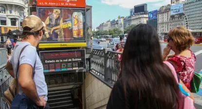 El paro afecta a todas las líneas de subte