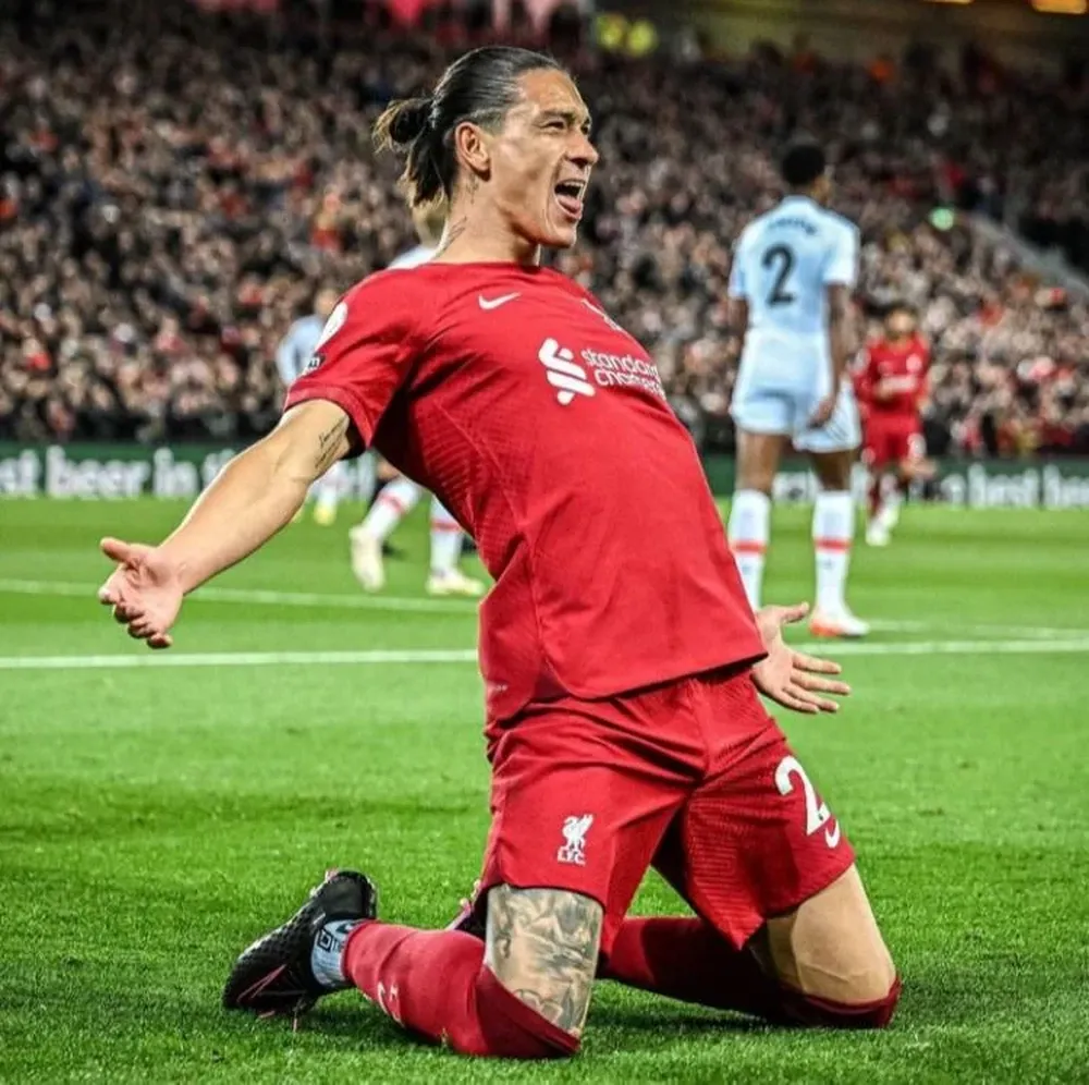 Darwin Núñez vuelve a ser titular en Liverpool