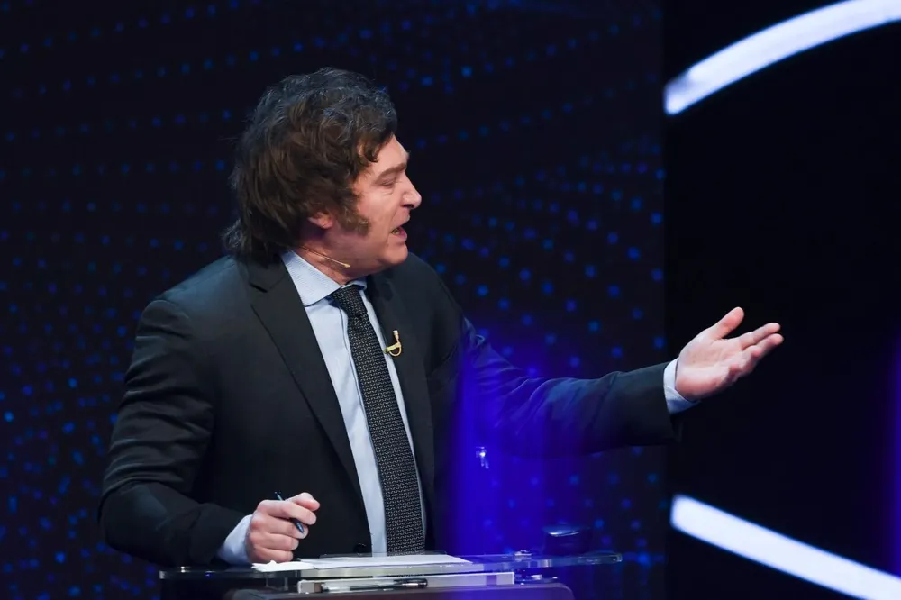 Javier Milei durante el último debate