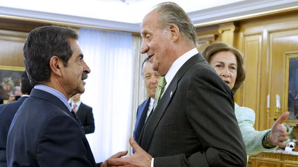 El expresidente de Cantabria, Miguel Ángel Revilla y el rey emérito, Juan Carlos I