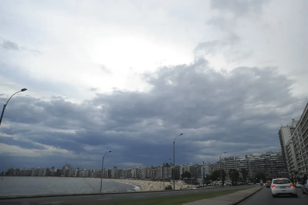 Se espera un día nublado y con posibles lluvias en Montevideo