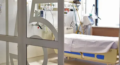 Cama de cuidados intensivos