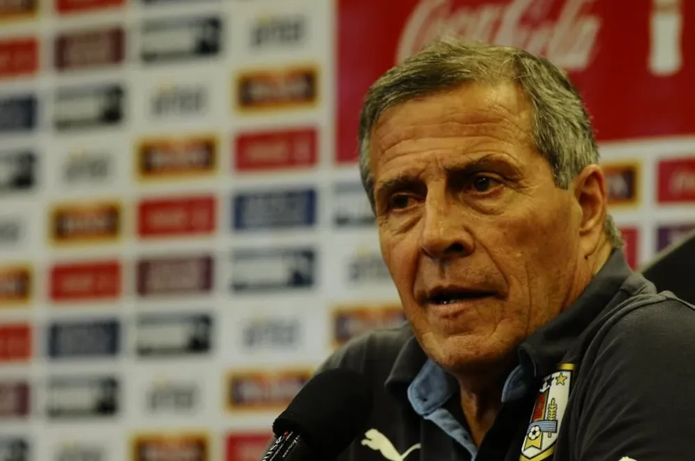 Óscar Tabárez en conferencia