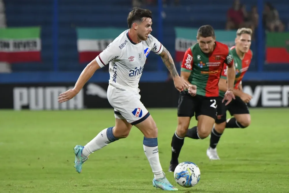 Alfonso Trezza, figura de Nacional ante Boston River