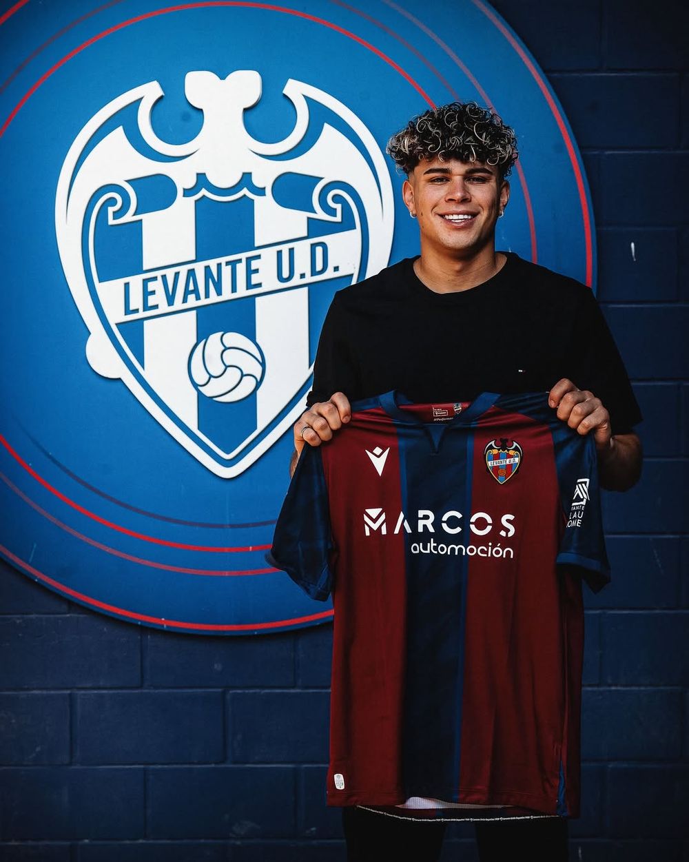 Alan Matturro jugará en Levante de España cedido por Genoa Alan Matturro jugará en Levante de España cedido por Genoa