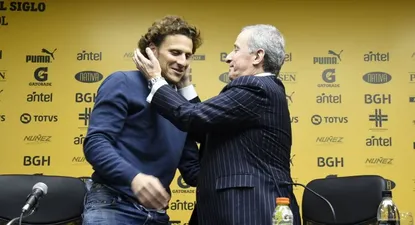 El saludo de Damiani a Diego Forlán