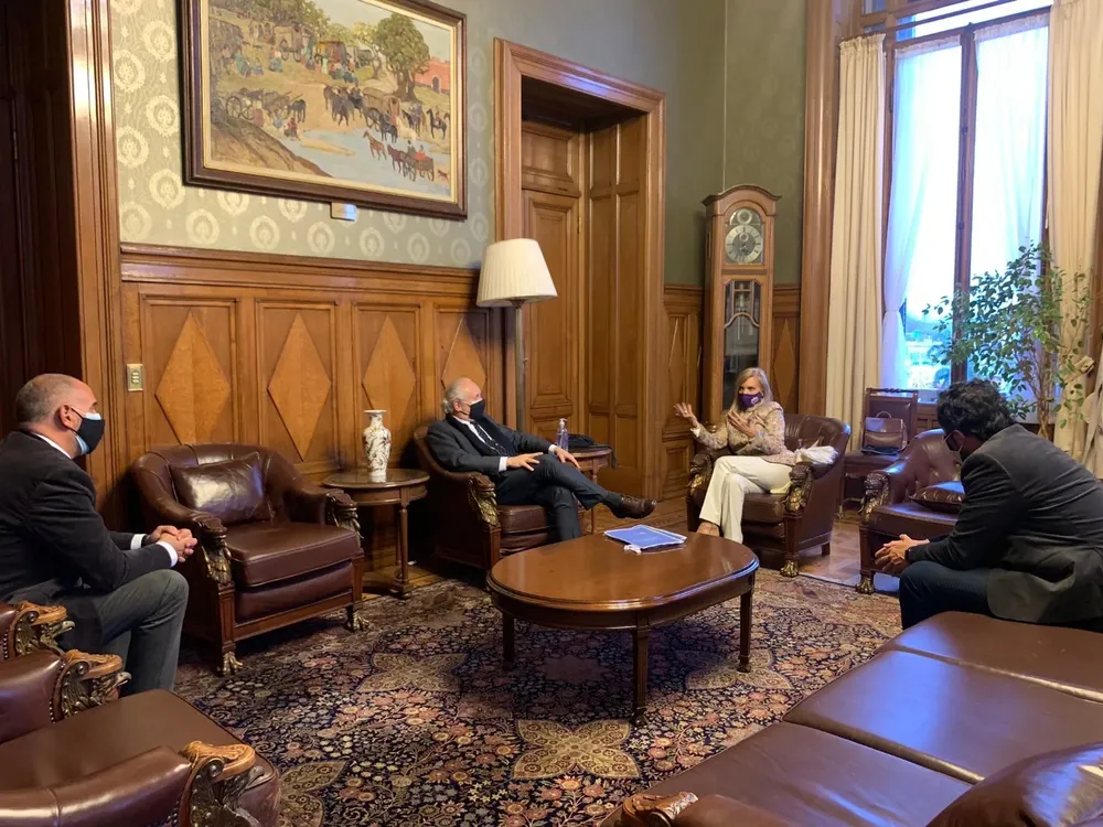 El ministro Pablo Da Silveira y la vicepresidenta Beatriz Argimón