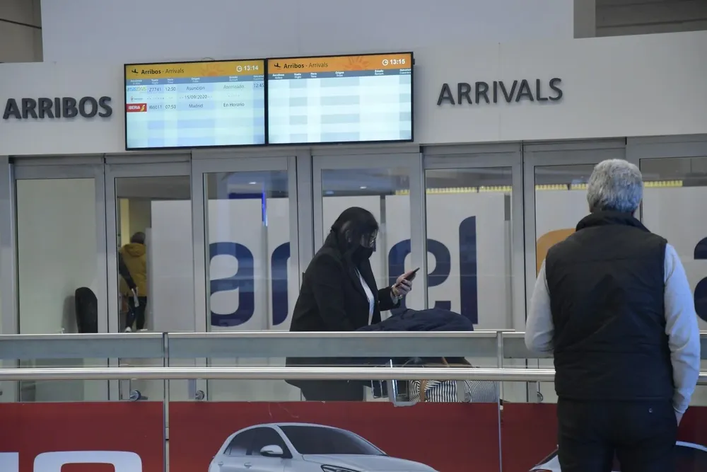 Se flexibilizan los controles de ingreso al país