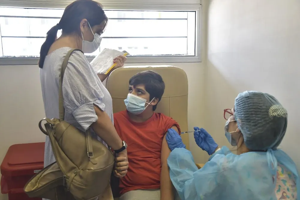 No se le dice expresamente al vacunable que se lo está sometiendo a una suerte de masiva prueba técnica, dice el fallo de Alejandro Recarey