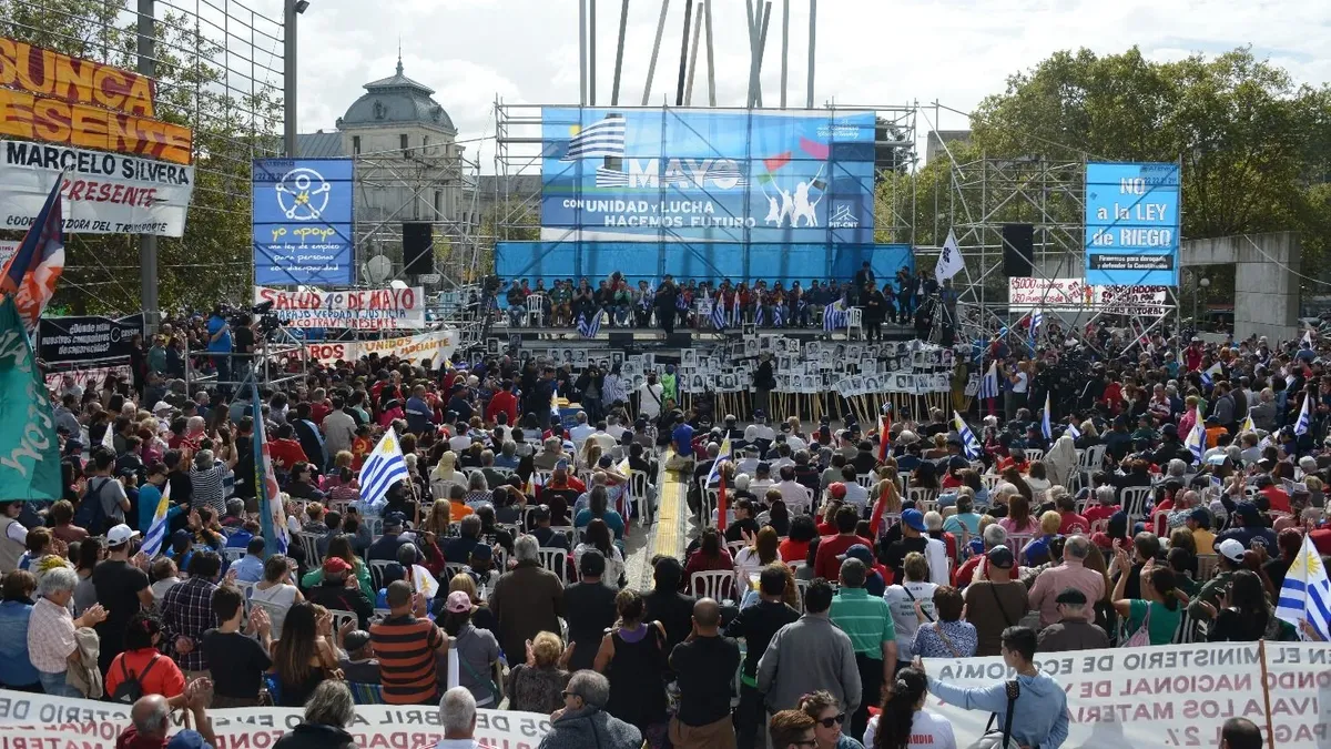 De Anarquistas A Comunistas Y Del Enfrentamiento A La Unificación La Historia Del Movimiento 6375