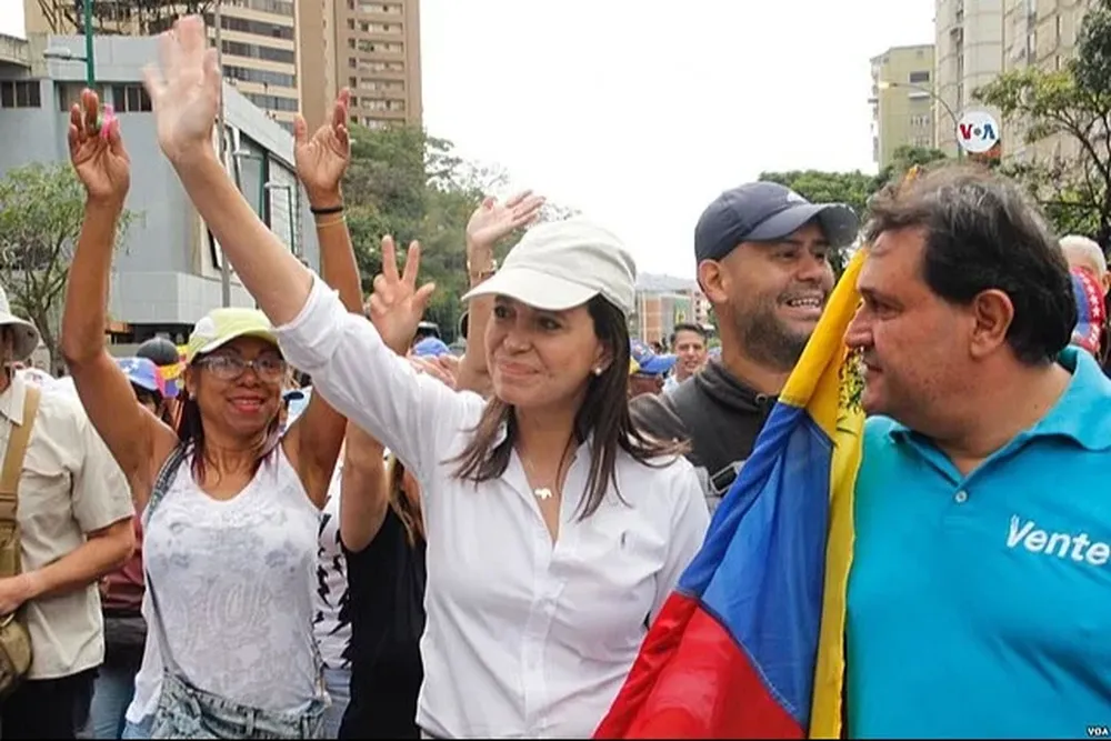 Machado triunfó con el 92% de los votos en las internas opositoras.