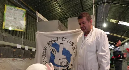 El Observador | Da Luz y el mejor de los 120 conejos en la Expo Otoño