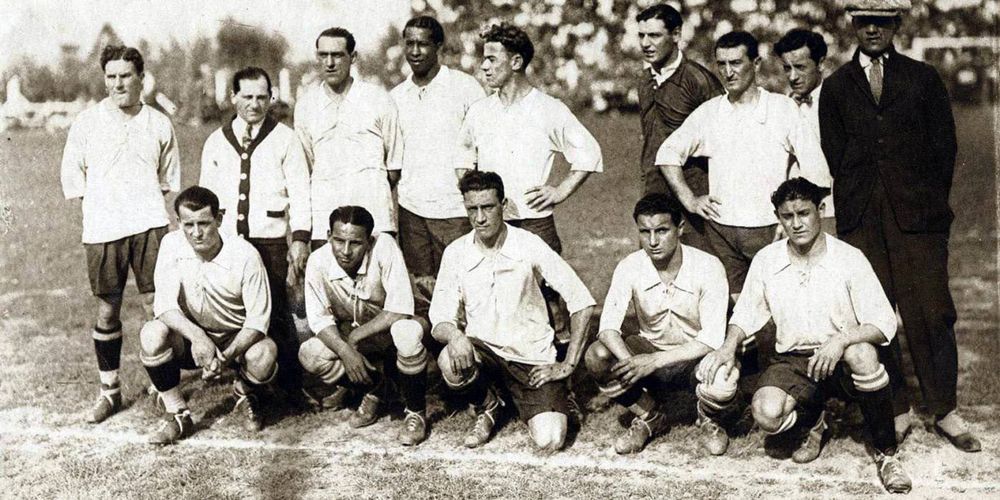 La selección uruguaya en el Campeonato Sudamericano de 1926 que inspiró Uruguayos campeones