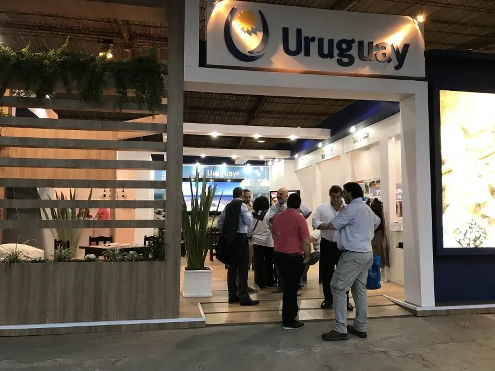 Cada día el stand fue punto de encuentro para los uruguayos.