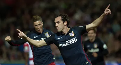 El festejo de Godín en el primer gol de Atlético de Madrid