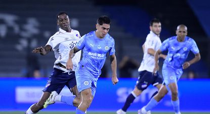 Gonzalo Carneiro de Nacional ante Montevideo City Torque por el Torneo Apertura