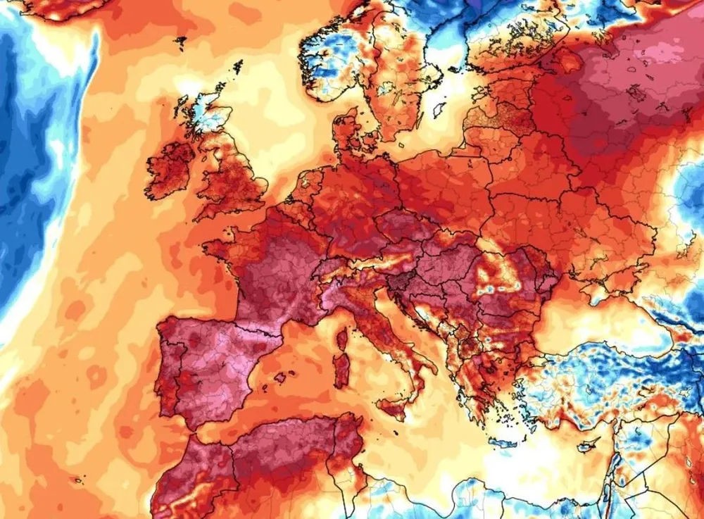 Imagen del satélite de las altas temperaturas este mediodía en Europa