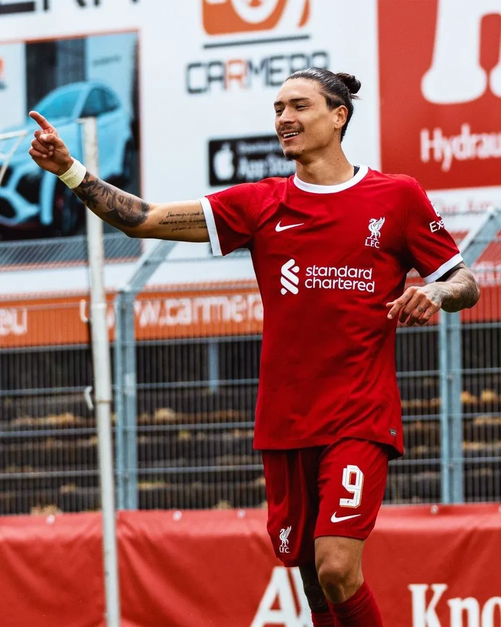 Darwin vuelve a escena con Liverpool