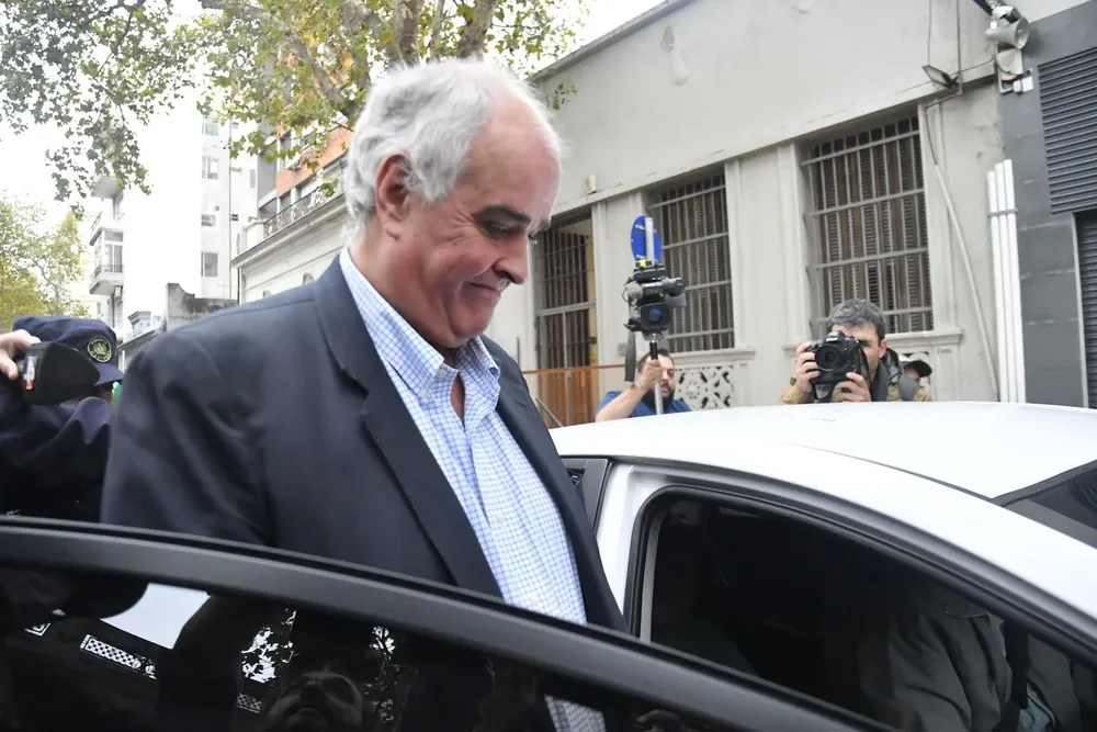 Gustavo Penadés, senador del Partido Nacional, antes de declarar en Fiscalía