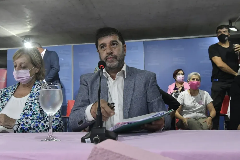 Fernando Pereira en su discurso en la Huella de Seregni