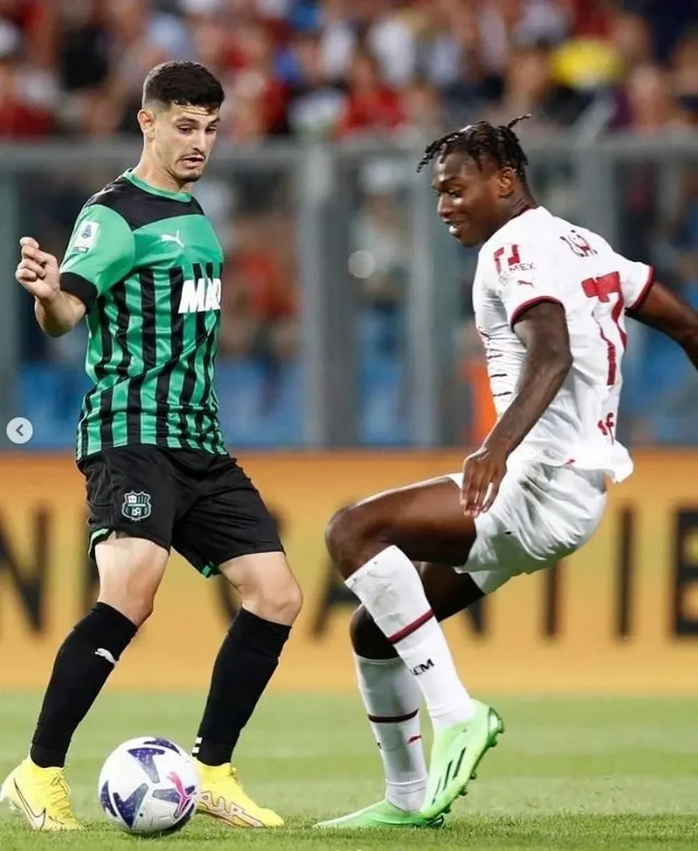 Agustín Álvarez Martínez tuvo su debut oficial con Sassuolo por la Serie A