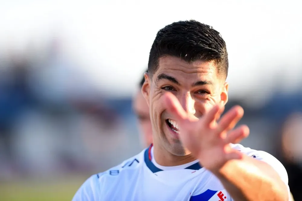 El saludo de Luis Suárez a Benjamín en Belvedere