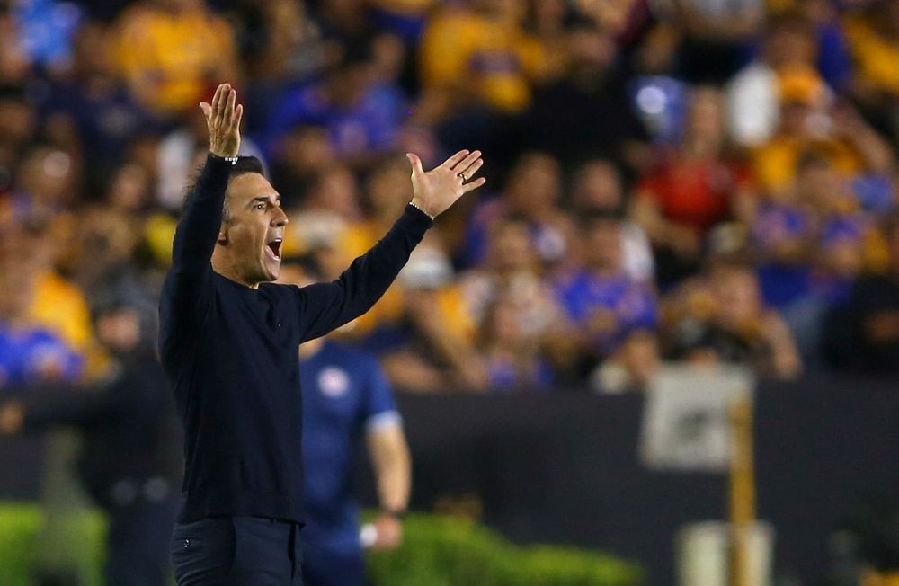 Vicente Sánchez, DT de Cruz Azul