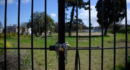 Predio cerrado sobre el que la IMM tomará posesión para la instalación de un ecocentro