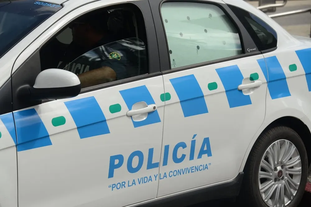 La policía tenía a su cargo controlar el domicilio de Quirque para que no escapara