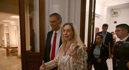 El Observador | Karina Milei Manuel Adorni