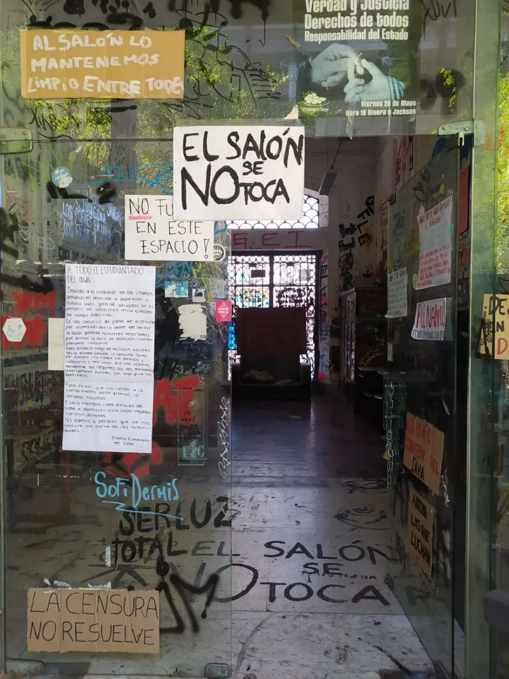 El IAVA vuelve a las aulas.