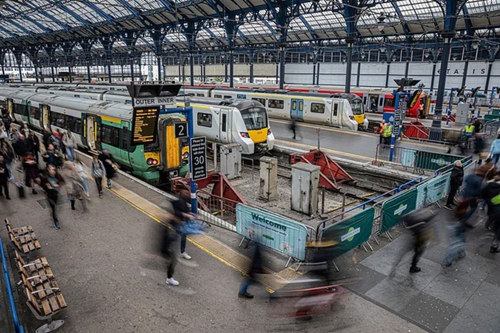 Estación de Brighton, de donde parten servicios como el Gatwick Express que gestionaba hasta el pasado fin de semana Go-Ahead (filial de Globalvia), a través de GTR.