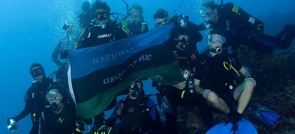 El equipo de National Geographic en una de sus investigaciones