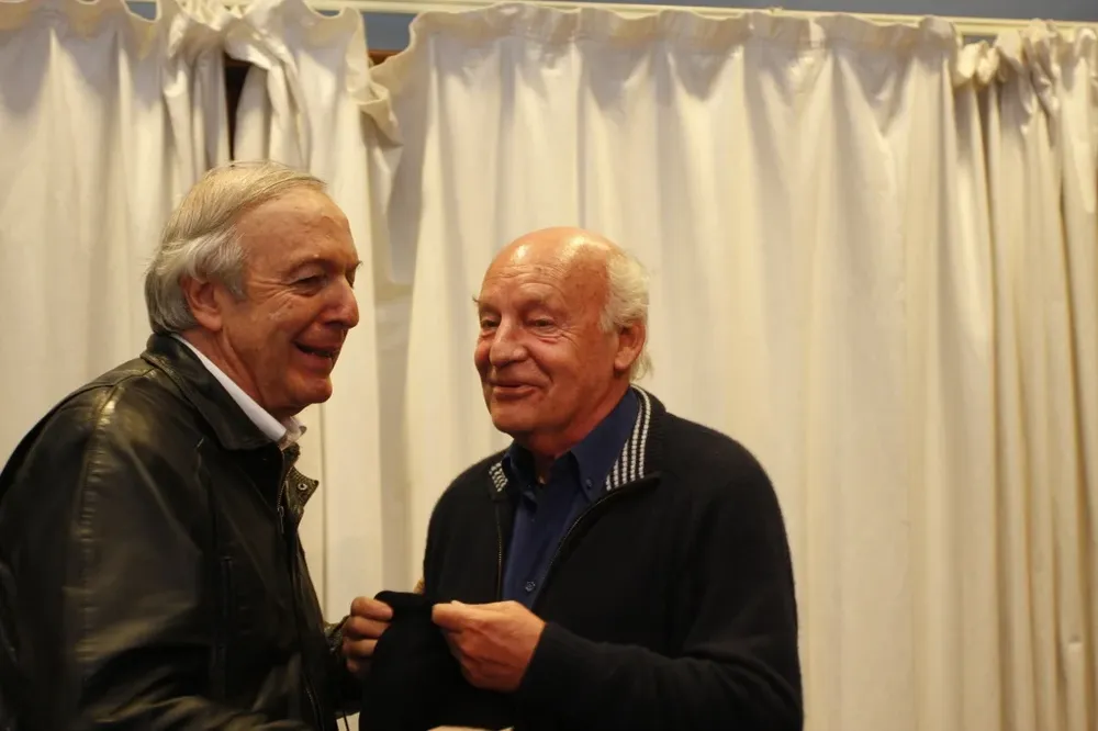 Daniel Viglietti y Eduardo Galeano, dos de los artistas contra la postura de Mujica