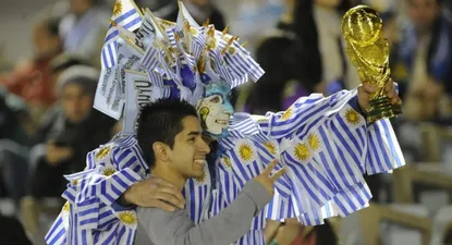 El Observador | La copa estuvo en el Centenario