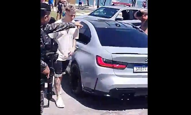 Guillermo Varela, jugador de Flamengo y ex Peñarol, se vio demorado durante los incidentes entre hinchas aurinegros y la Policía en Río