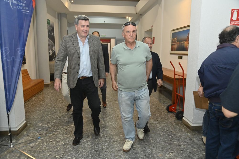 Pedro Bordaberry y Richard Read en la Intendencia de Montevideo
