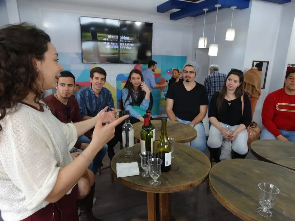 Degustación de vinos finos uruguayos, promovida por Inavi, en la Expointer 2016.