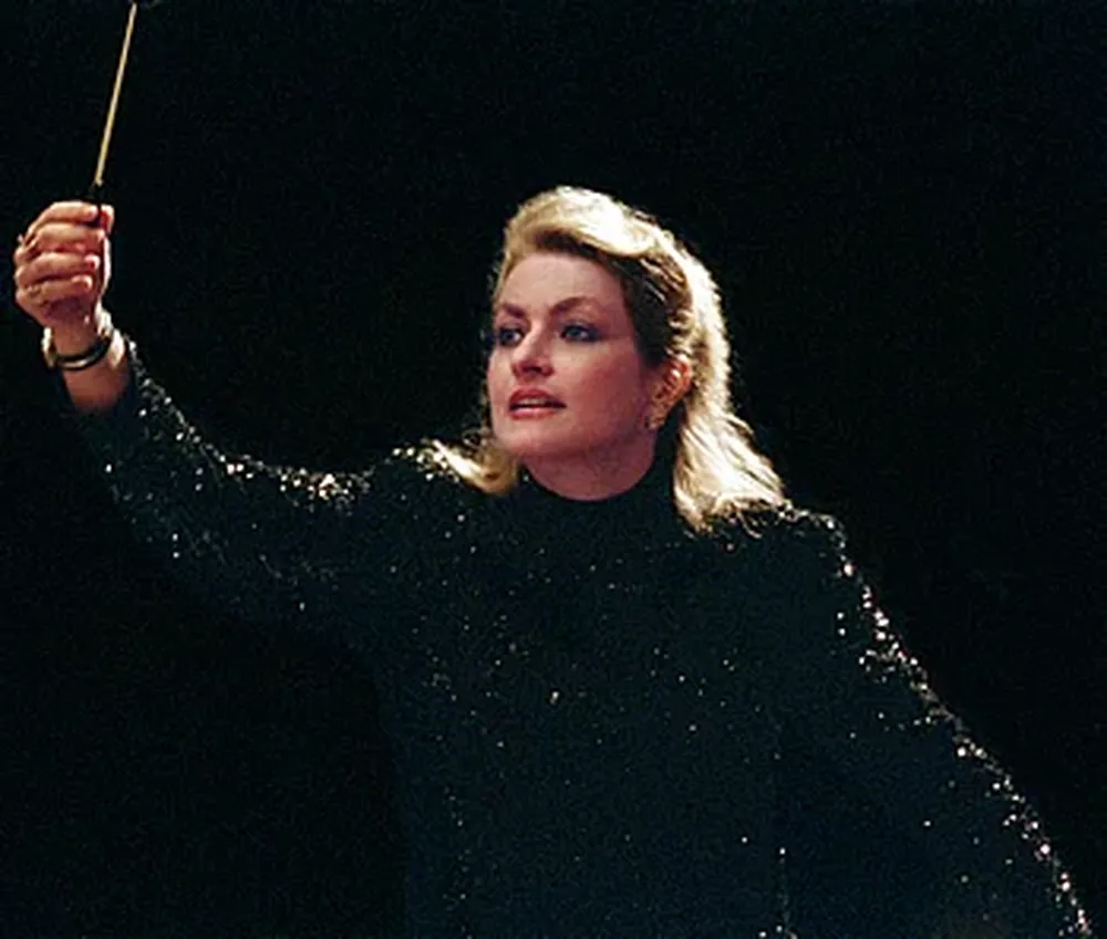 La directora de orquesta Gisele Ben Dor