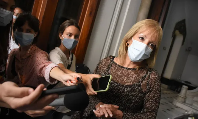 La decisión podrá reverse si Montevideo logra que haya tres días consecutivos con menos de 20 contagios cada 100 mil habitantes