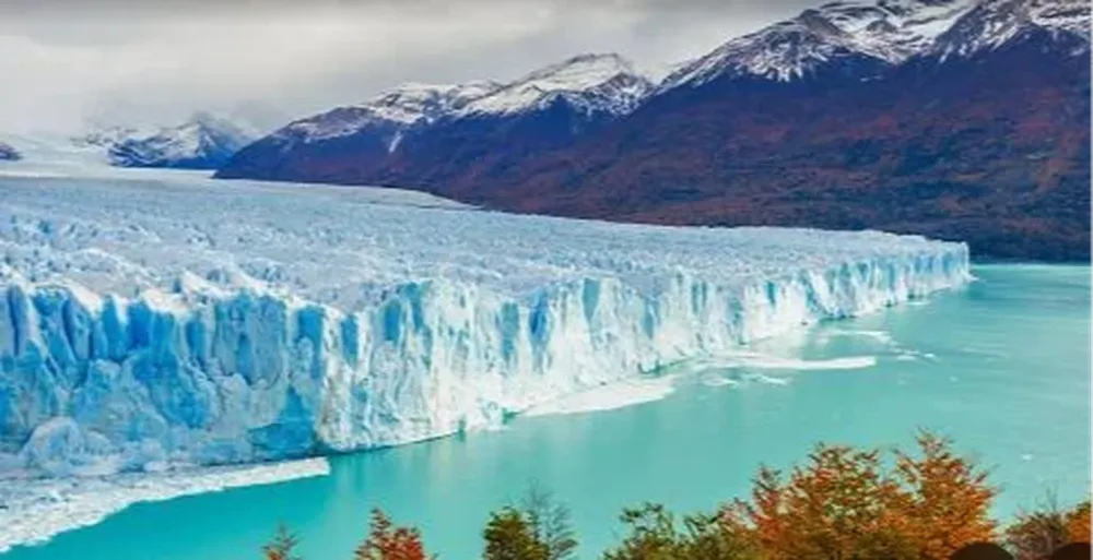 Un grupo de turistas filmó el suceso natural en el Parque Nacional Los Glaciares.