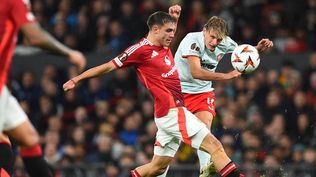 Ugarte en el partido de Manchester United vs Twente