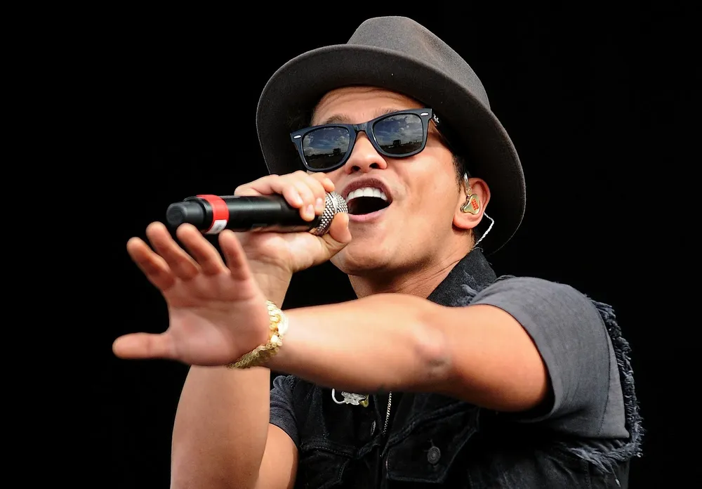 Las canciones de Bruno Mars fueron las más descargadas en BitTorrent en 2013