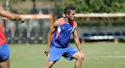 Álvaro González