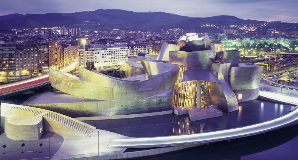 El museo es uno de los referentes turísticos de Bilbao y uno de los museos más visitados de España.