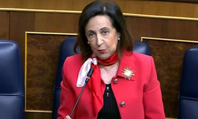 Margarita Robles en la sesión de control del Congreso