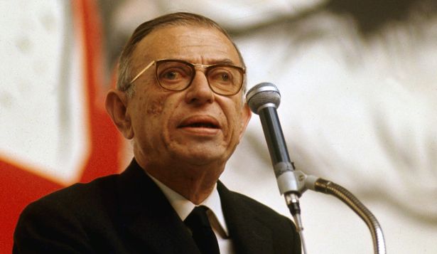 Sartre no solo escribió tratados filosóficos, también fue autor de obras de teatro, novelas, biografías.