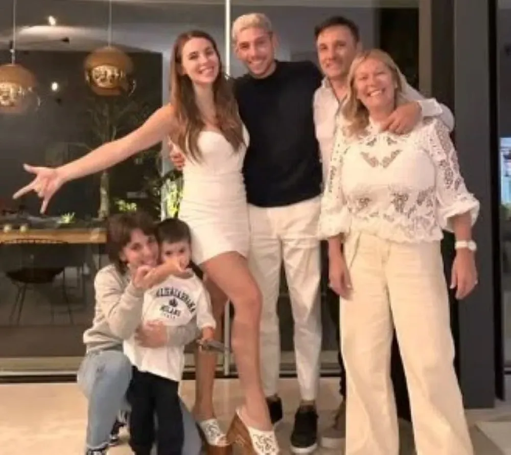 Federico Valverde en familia recibió el año 2023
