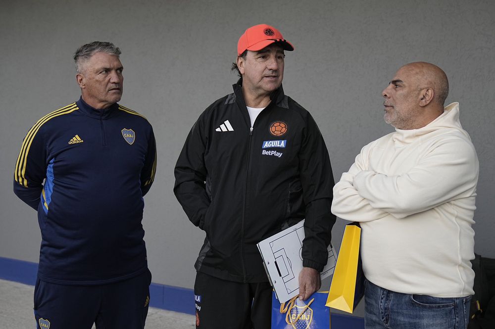 Néstor Lorenzo y Mauricio Chicho Serna en el predio de Boca Juniors